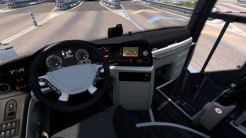 ETS2 Neoplan New Tourliner C13 bus mod